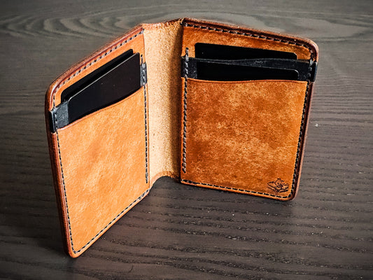 Eastland leather bifold wallet in cognac and black vegetable-tanned leather
